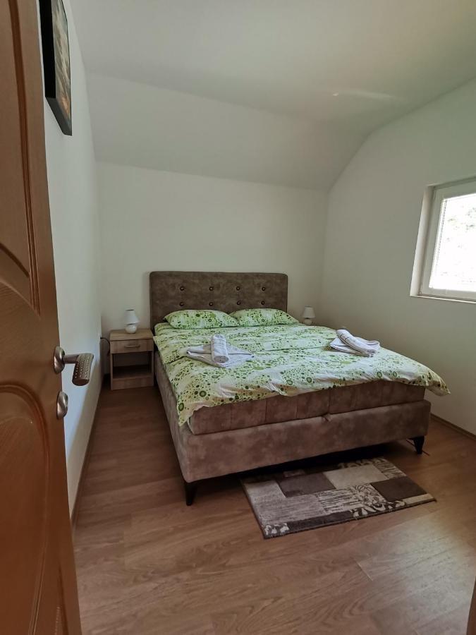 Apartment Osmajic Плужине Екстериор снимка