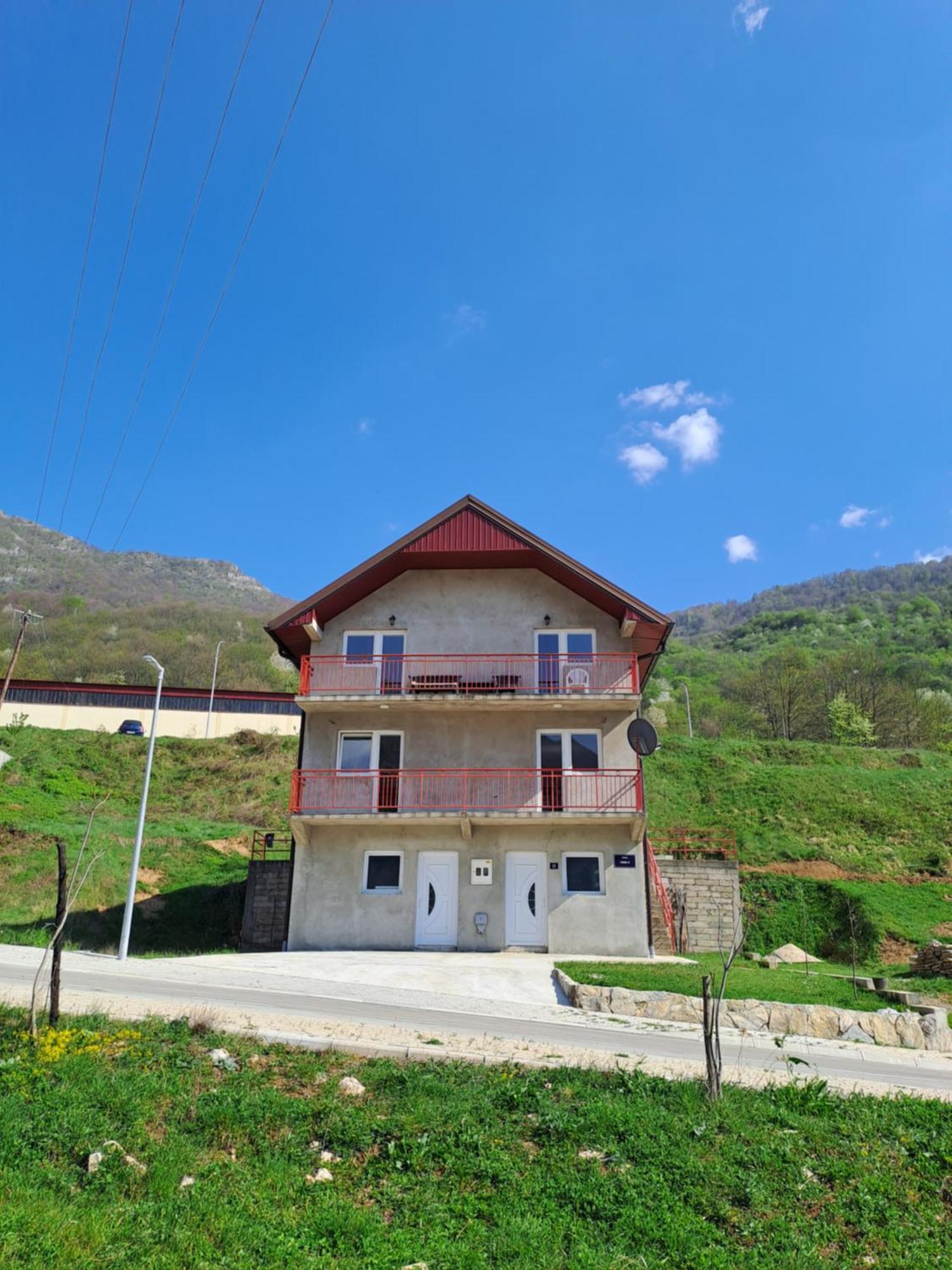 Apartment Osmajic Плужине Екстериор снимка